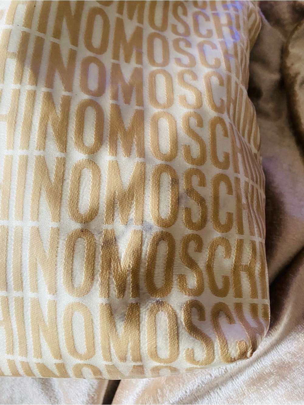 Authentic Moschino Tote Tan and Cream - Picture 14 of 14